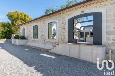 Maison - 207 m² - 4 pièces