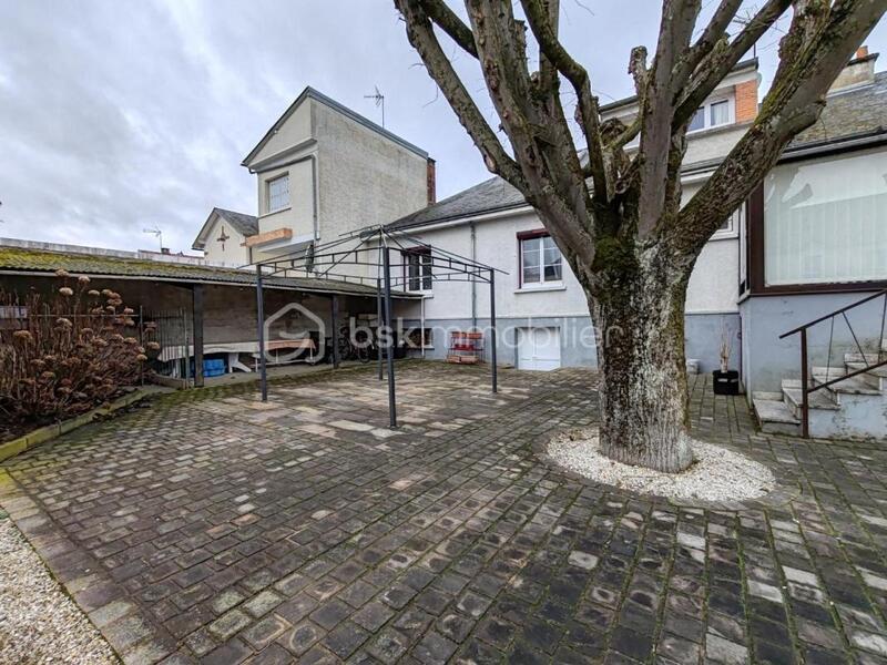 Maison - 159 m² - 6 pièces