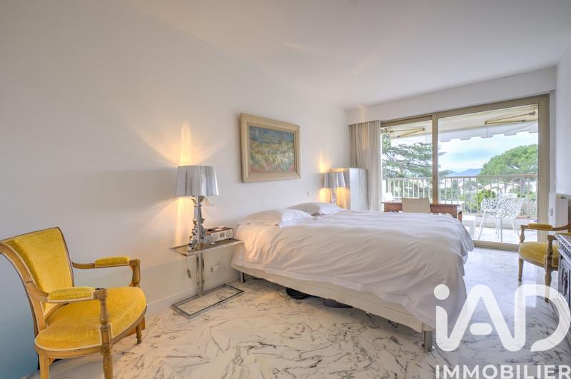 Appartement - 92 m² - 3 pièces