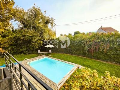 Maison - 200 m² - 8 pièces