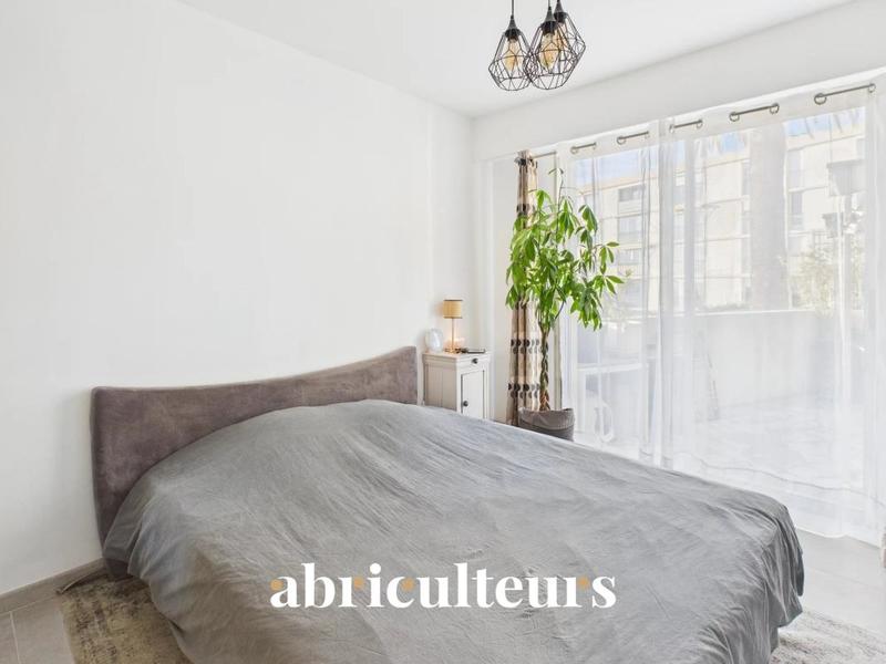 Appartement ancien - 72 m² - 3 pièces