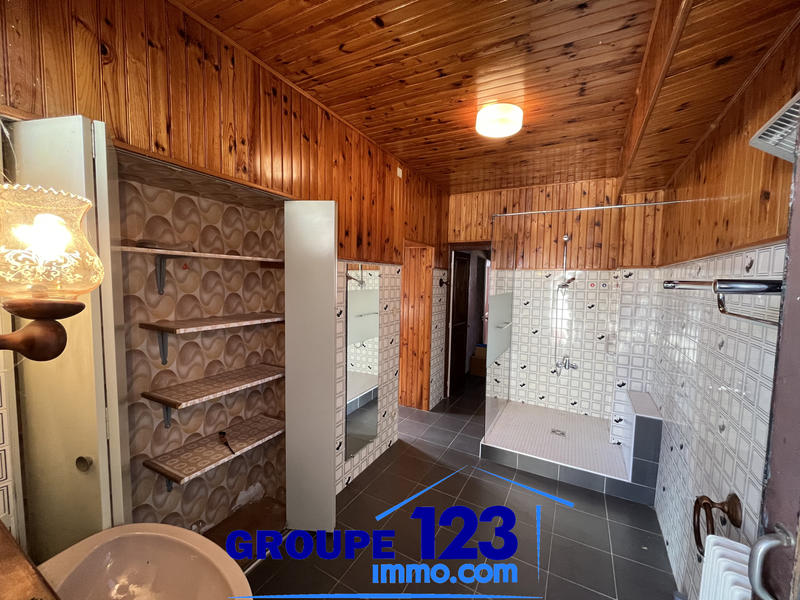 Maison - 81 m² - 5 pièces