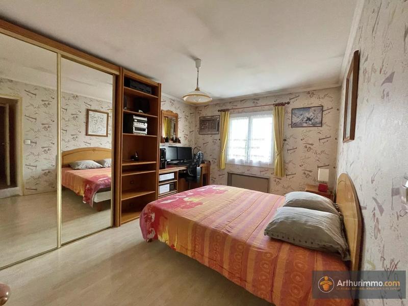 Maison - 95 m² - 5 pièces