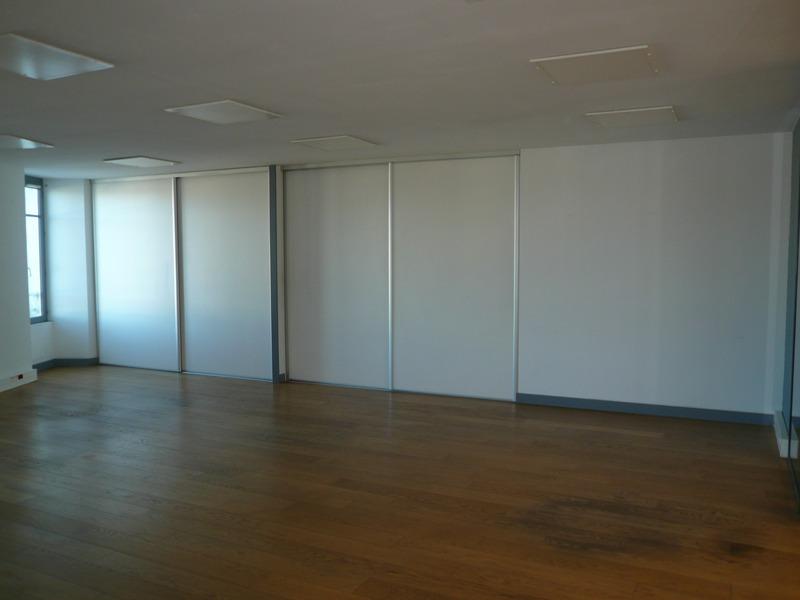 Bureau - 125 m² - 3 pièces
