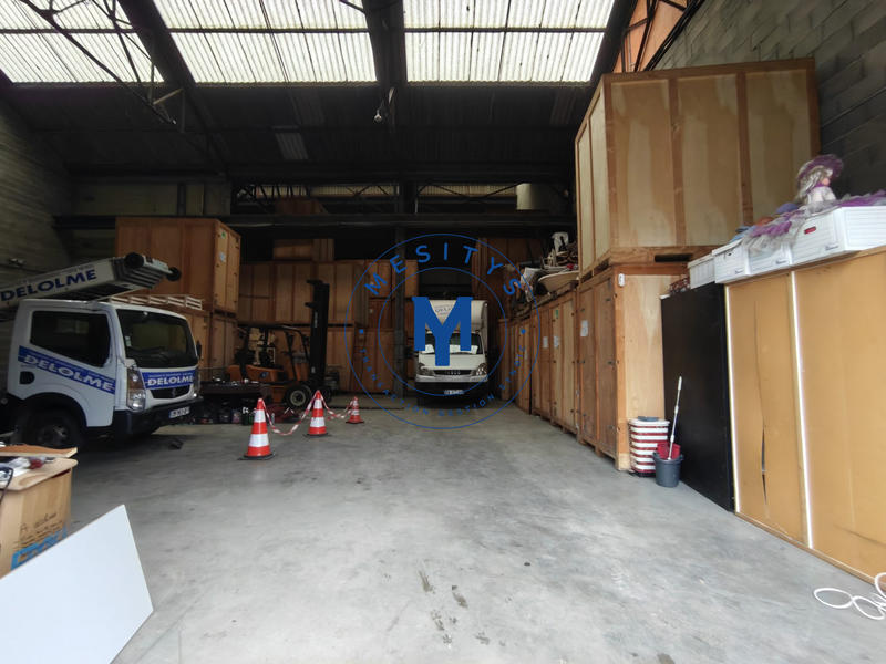 Local d'activités - 462 m²