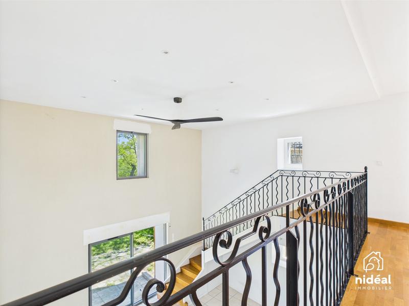 Mas - 166 m² - 7 pièces