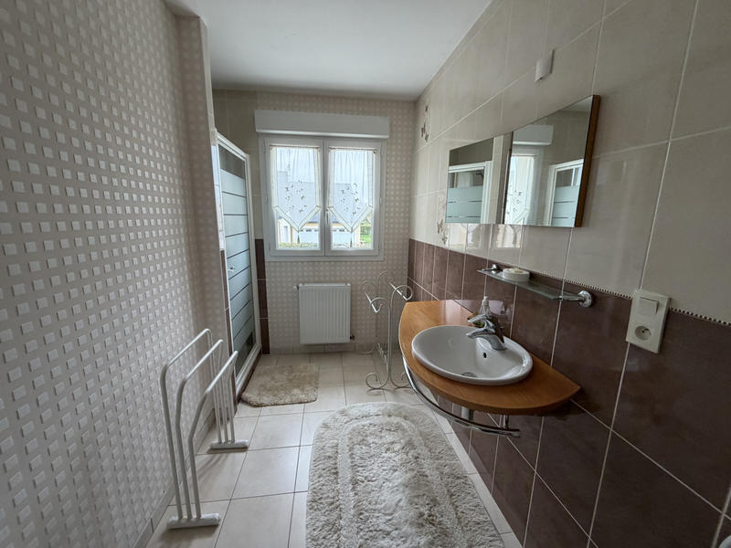 Maison - 176 m² - 7 pièces