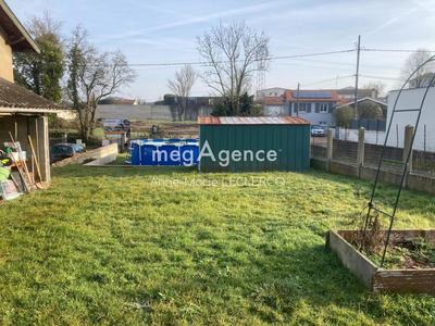 Terrain constructible - 328 m²