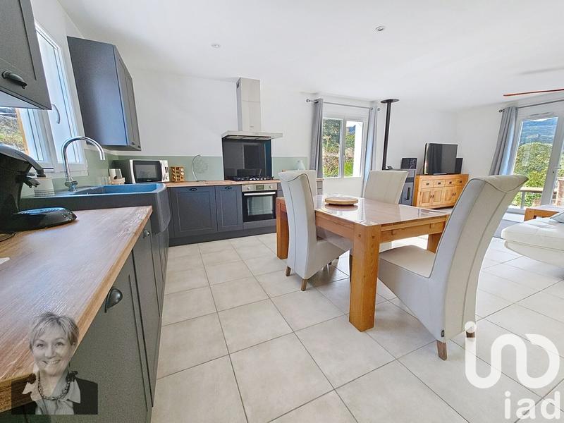 Maison - 86 m² - 4 pièces