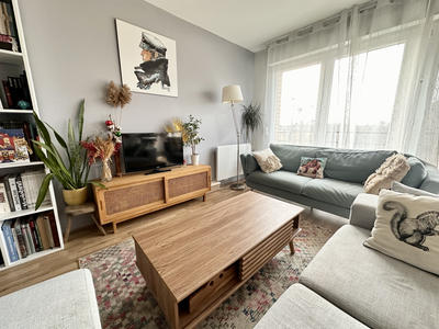 Appartement - 81 m² - 3 pièces