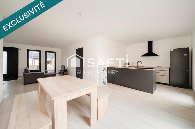 Maison - 90 m² - 4 pièces