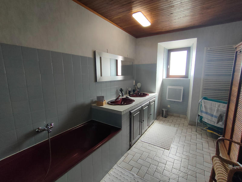 Maison - 100 m² - 5 pièces