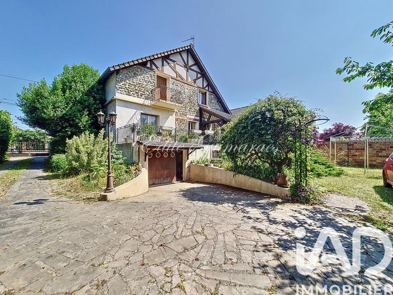 Maison - 155 m² - 7 pièces