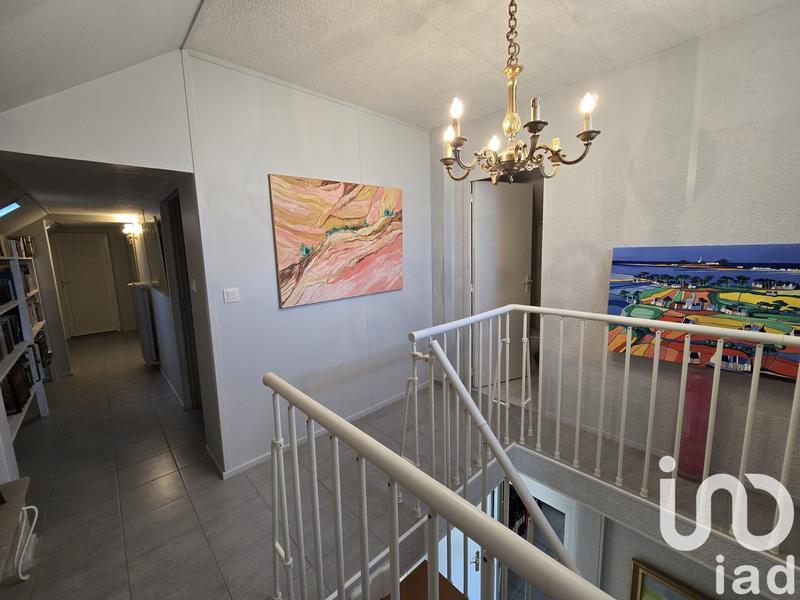 Maison - 215 m² - 7 pièces