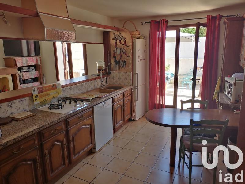 Maison - 200 m² - 9 pièces