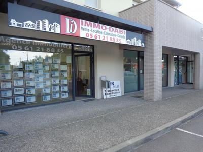 Maison - 660 m² - 1 pièce