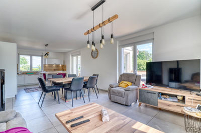 Maison - 144 m² - 5 pièces