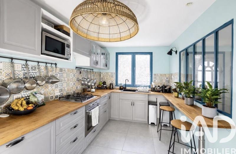 Maison - 105 m² - 5 pièces