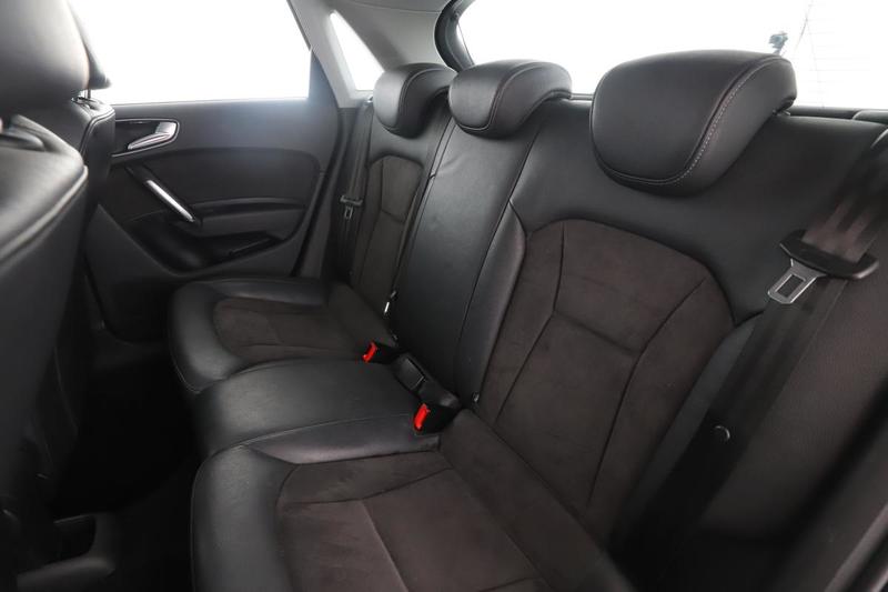 Audi A1 sportback 1.4 Tfsi Ambition Luxe s tronic 125 ch