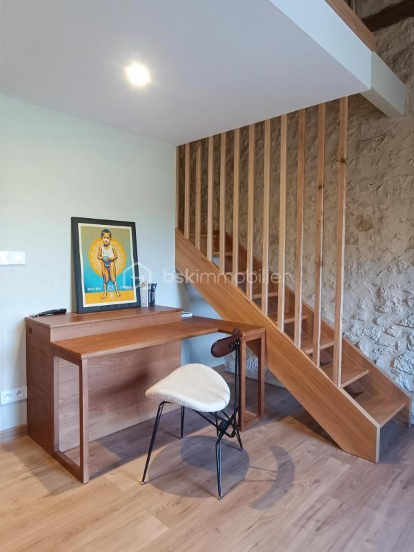 Château - 1 307 m² - 22 pièces