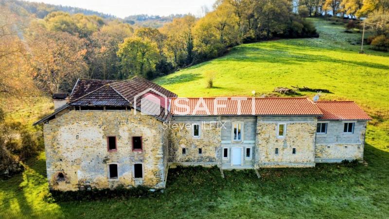 Maison - 220 m² - 4 pièces