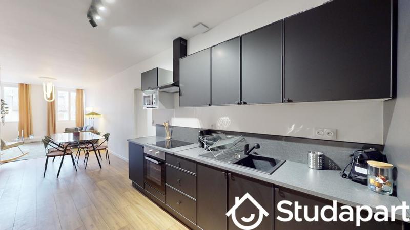 Chambre - 10 m² - 1 pièce