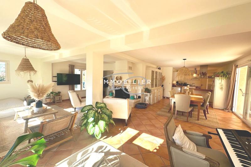 Villa - 150 m² - 7 pièces