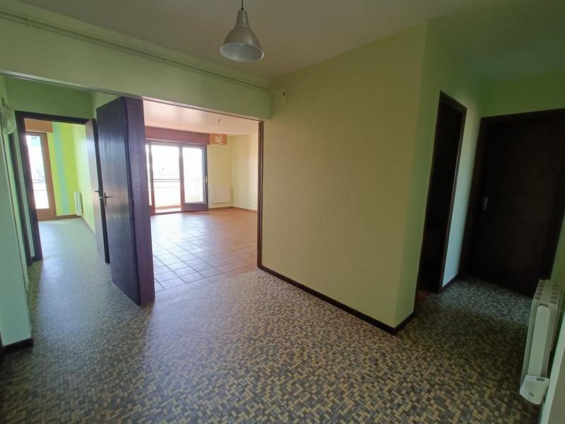 Appartement - 96 m² - 4 pièces