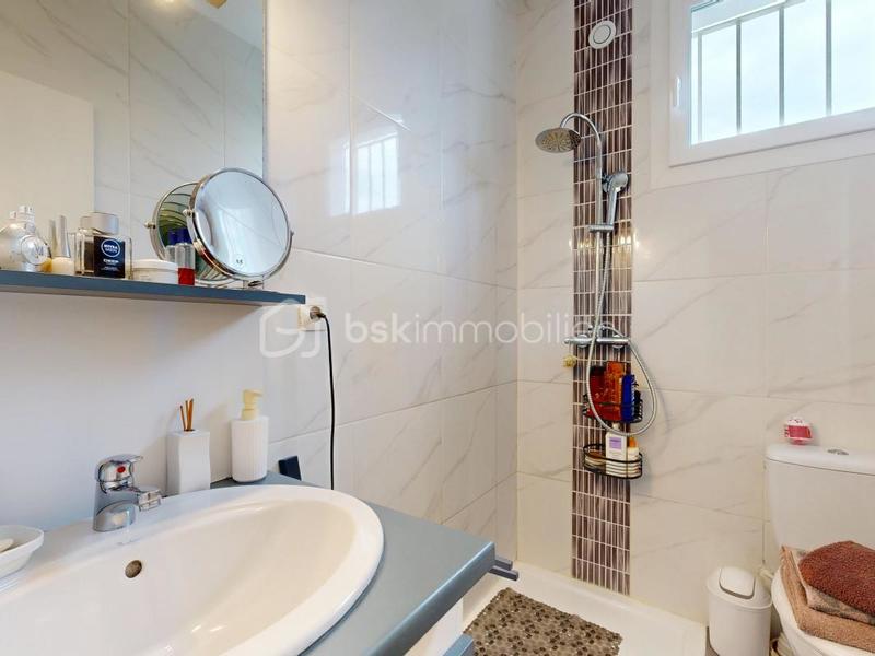 Maison - 161 m² - 6 pièces