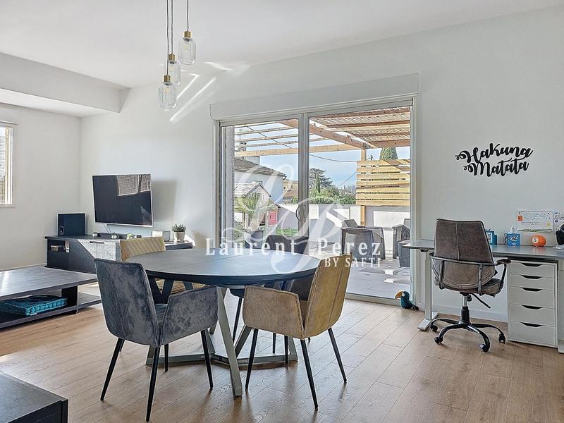 Appartement - 122 m² - 4 pièces