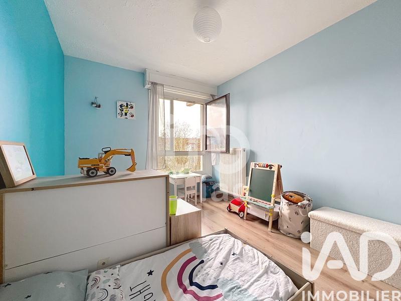 Appartement - 93 m² - 5 pièces