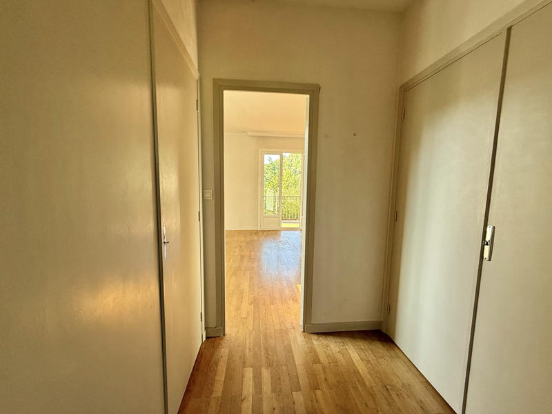 Maison - 231 m² - 10 pièces