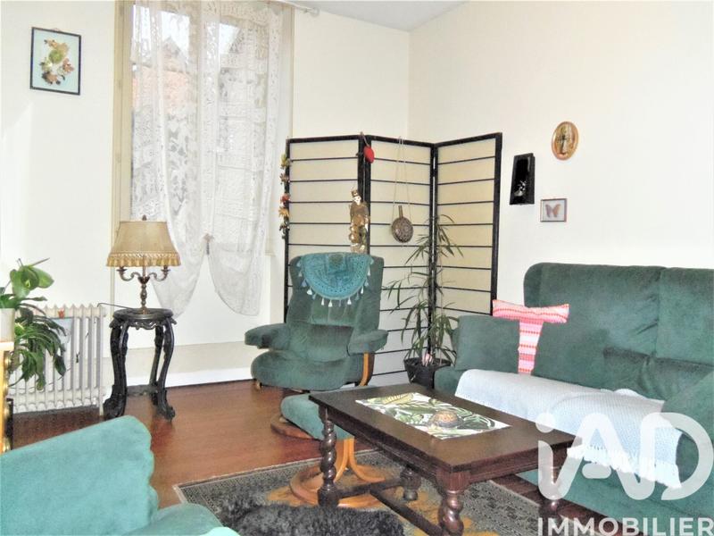 Maison - 286 m² - 9 pièces