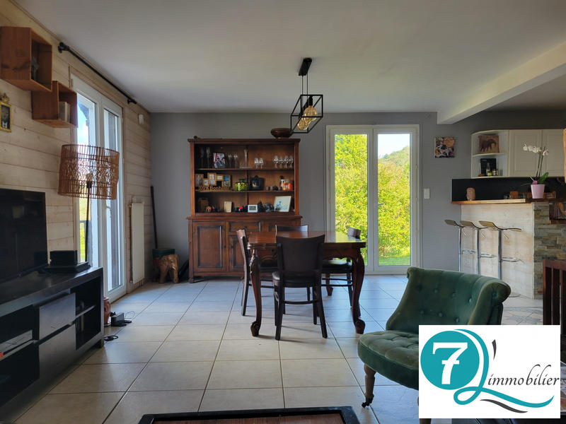 Maison - 110 m² - 7 pièces