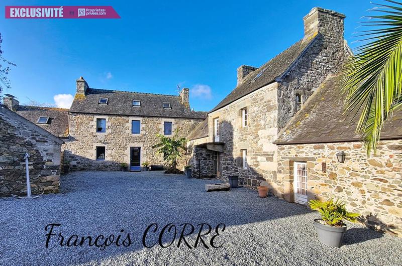 Maison - 278 m² - 13 pièces