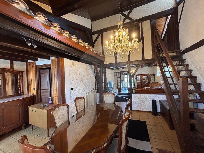 Maison de ville - 168 m² - 5 pièces