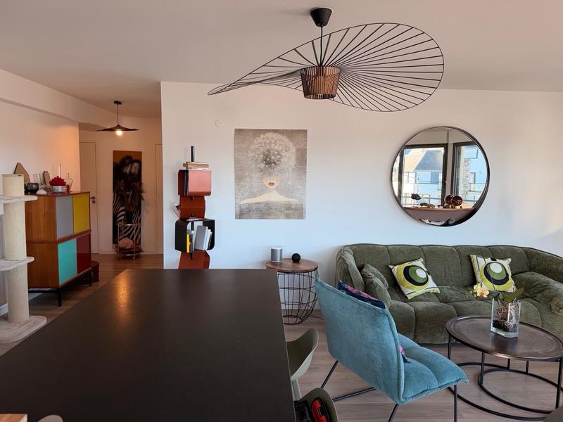 Appartement - 98 m² - 4 pièces