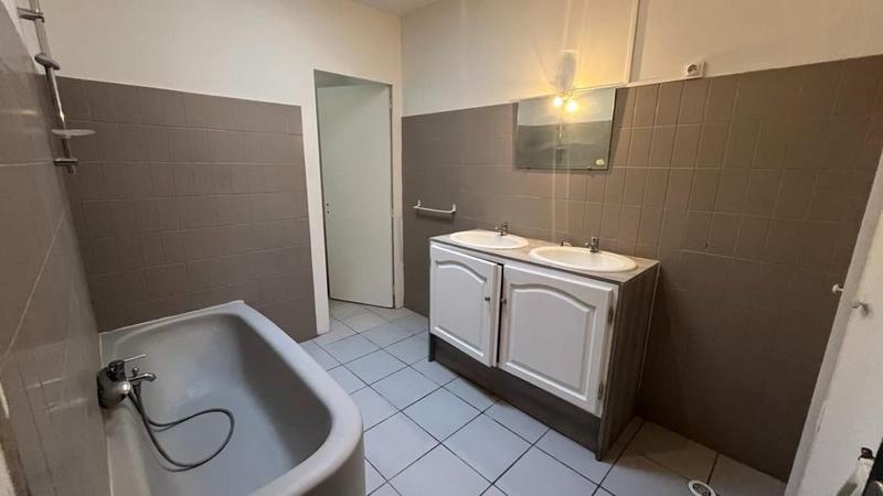 Maison - 151 m² - 6 pièces