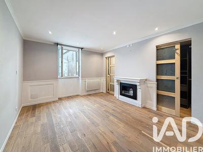 Maison de village - 200 m² - 7 pièces