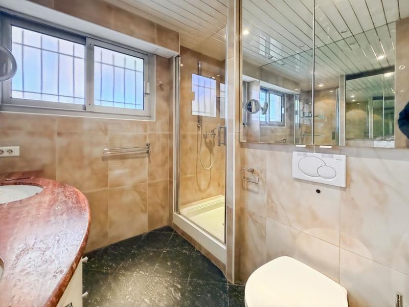 Appartement - 83 m² - 3 pièces