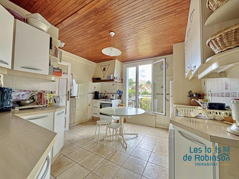 Maison de ville - 240 m² - 10 pièces