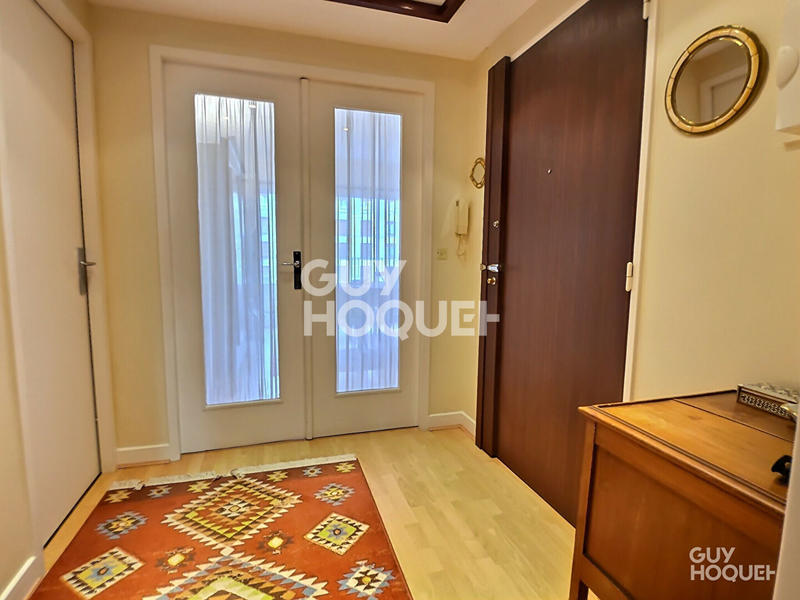 Appartement - 85 m² - 4 pièces