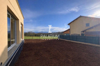 Maison - 99 m² - 4 pièces