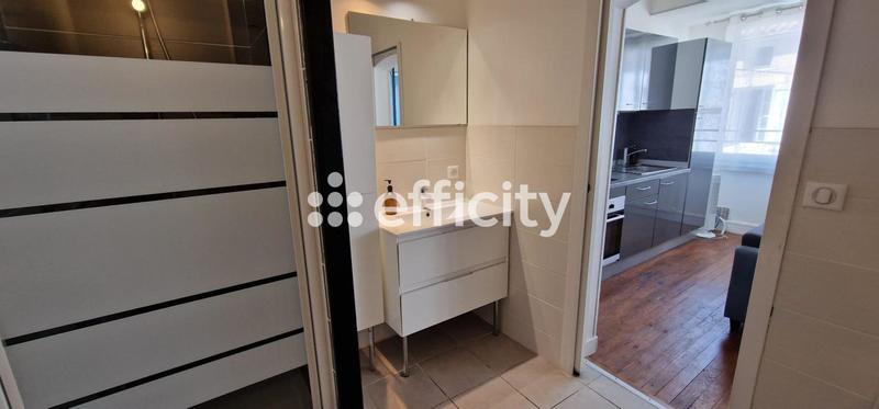 Immeuble - 90 m² - 5 pièces