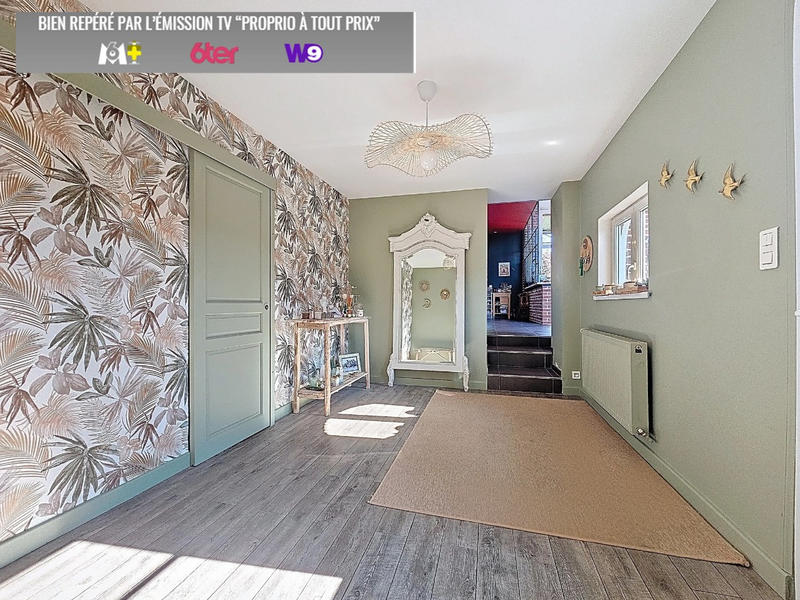 Maison - 250 m² - 9 pièces