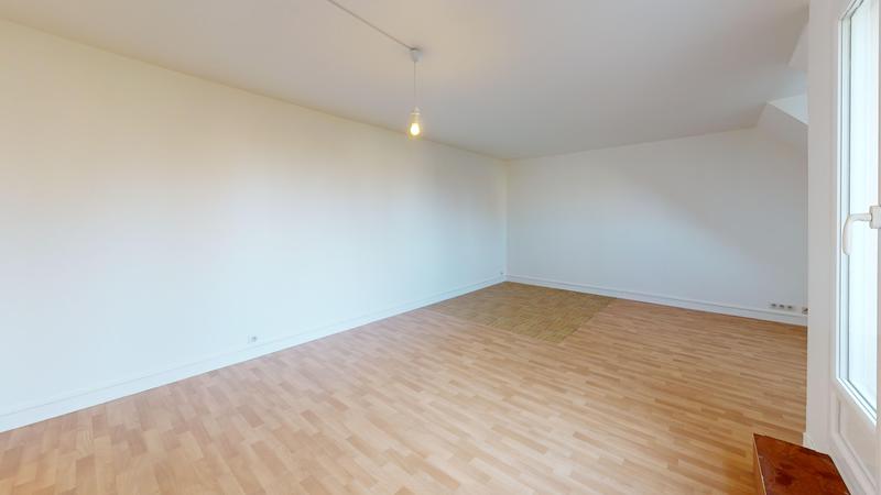 Appartement - 96 m² - 5 pièces