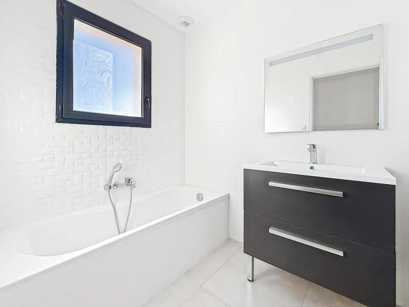 Maison - 138 m² - 4 pièces