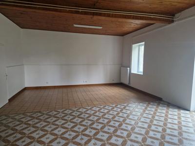 Maison - 198 m² - 9 pièces