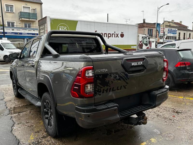 Toyota Hilux IV 4wd 2.8 d-4d 204 Double Cabine Invincible 4x4