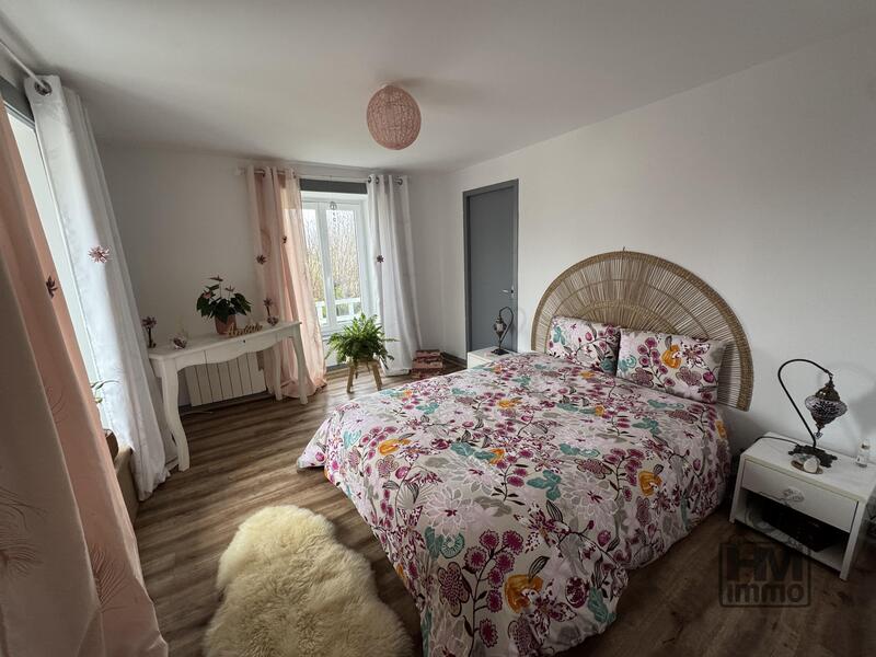 Maison - 77 m² - 5 pièces